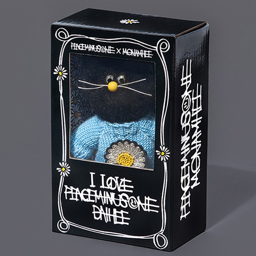 GD Peaceminusone x Monamhee Daihee Plush Keyring Keychain GD Peaceminusone x Monamhee Daihee Plush Keyring Keychain