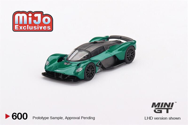 MINI GT 1:64 Valkyrie Aston Martin Racing Green Model Car
