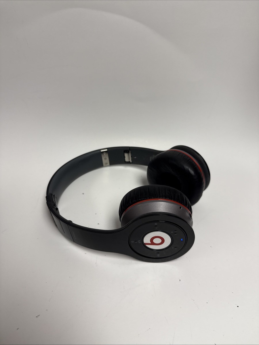 Beats by Dr. Dre Studio Wireless 1st Gen Headphones - Black