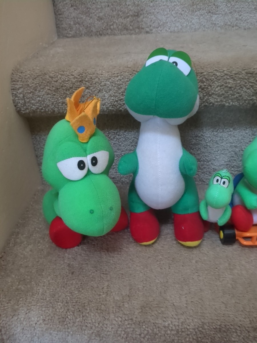 Super Mario Yoshi Plush Toy Lot Mario world Kart Banpresto Sun