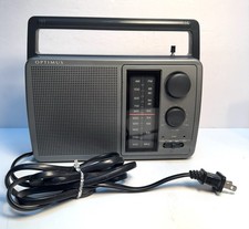 Vintage Optimus Radio Shack AM/FM Portable Radio Tested Works Tandy Corporation