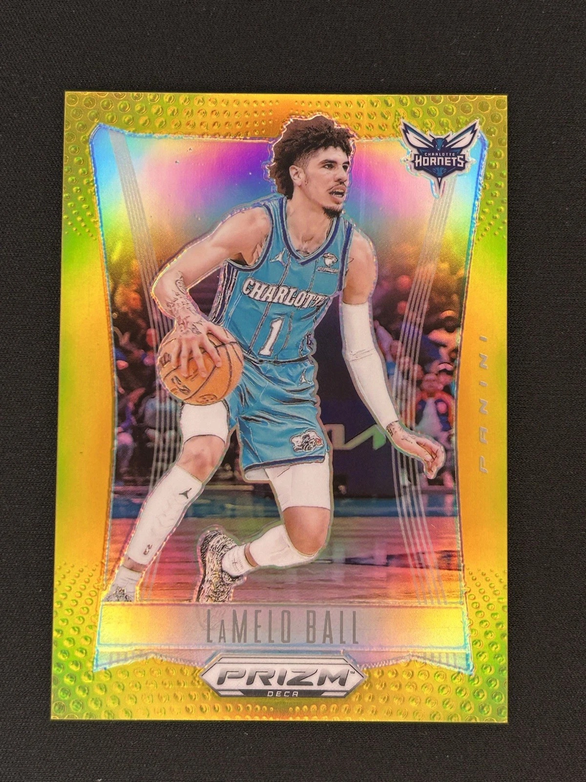 LAMELO BALL 2023-24 PANINI PRIZM DECA #98 GOLD PRIZMS 06/10 HORNETS