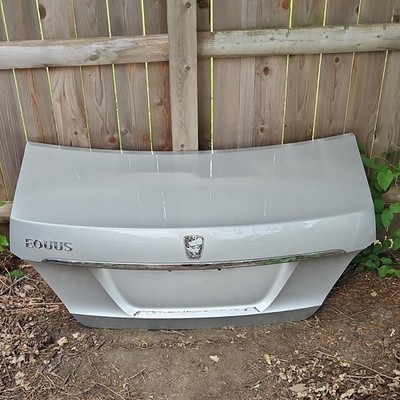 2011-2016 HYUNDAI EQUUS REAR TRUNK LID (OEM) COMPLETE W/CAMERA