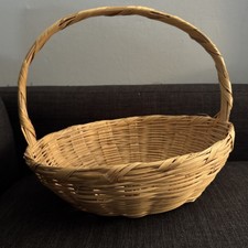 Vintage 1960's Mexico Woven Wicker Easter/Market Basket Round Farmhouse