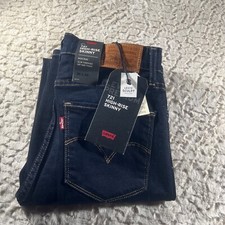     LEVI  S 721 HIGH RISE SKINNY 26x30 SCULPT NWT    DARK WASH