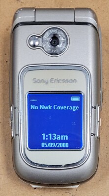Sony Ericsson Z710i - Gold & Silver (Fido / Unlocked) Super Rare