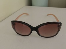 Guess Designer Sunglasses O214 in Tortoise Frame with Amber Gradient Lenses
