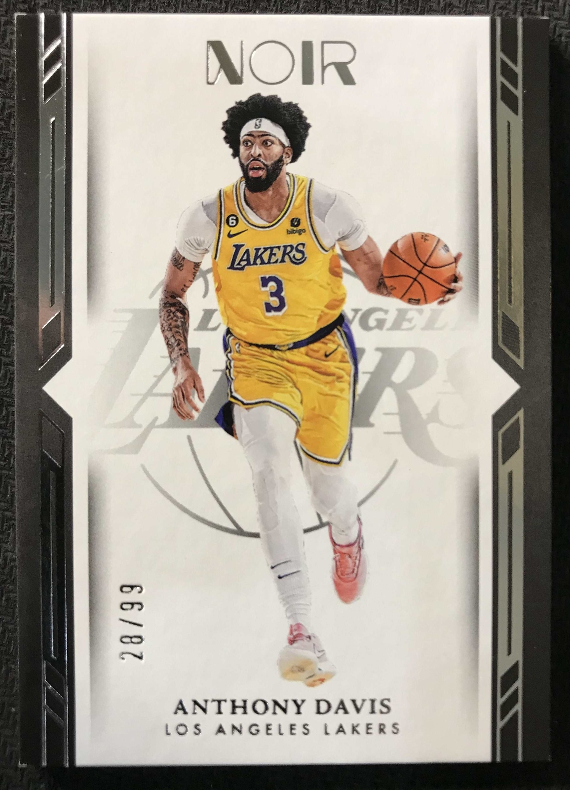 Anthony Davis 2022-23 Panini Noir 28/99 Icon Edition  Lakers #101