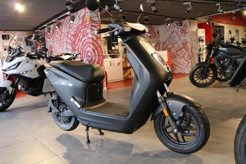 Honda EM1-e - Picture 1 of 10