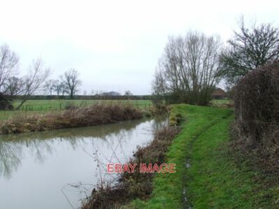 PHOTO  BRIDGE 180 OXFORD CANAL THE BRIDGE HAS GONE ITS LOCATION IS MARKED BY THE