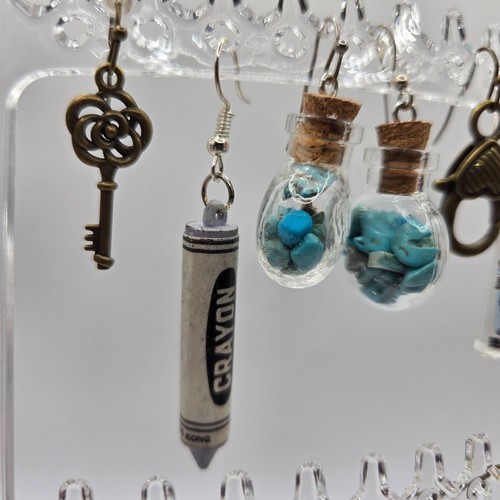 Lot Of 18 Mix/Match Novelty Earrings - Safety Pins, Keys, Bears, Glass - DANGLE - Picture 6 of 10