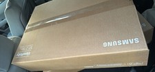 Samsung - 27" ViewFinity S7 4K UHD Monitor with HDR - Black
