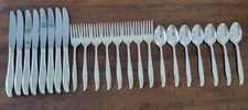 Oneida Community SILVER FLOWER Silverplate 1960 Knives Forks Spoons