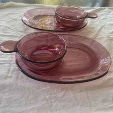 2 SETS CORNING VISIONS CRANBERRY SANDWICH PLATE & SOUP BOWLS CHRISTMAS VALENTINE