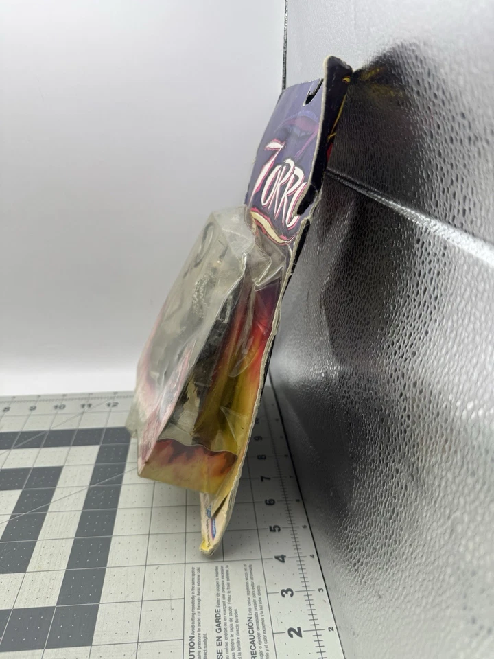 Figura de acción Zorro Playmates 1997 vintage con cable de púas Foto 4 de 4