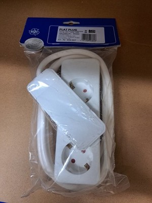 Bachmann Flachstecker  Flat Plug weiss 1,6m-Leitung 933.007 Dreifachsteckdose