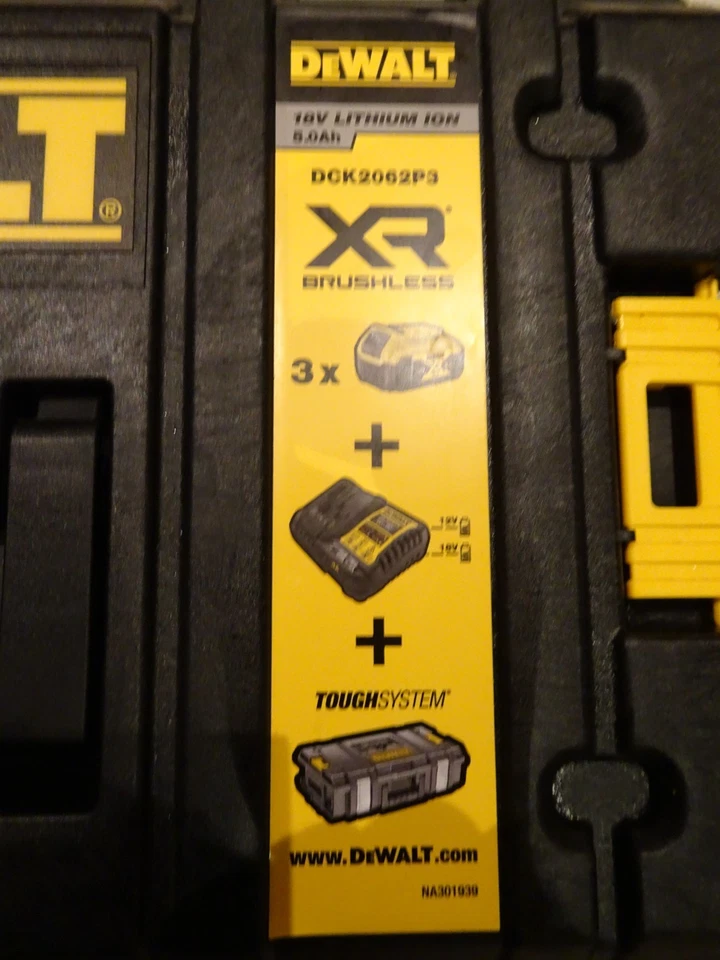 DeWalt DCK2062P3-18V Brushless Combi Drill & Impact Driver x3 5.0ah Batteries Ne - Image 3 of 4