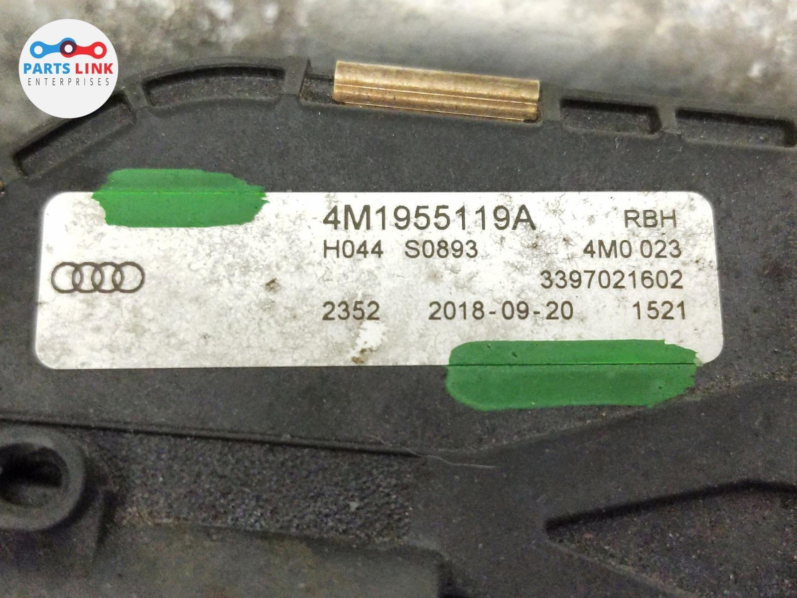 2016-20 BENTLEY BENTAYGA WIPER MOTOR WINDSHIELD TRANSMISSION ACTUATOR 3K ASSY