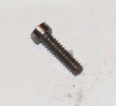 IWC CAL. 52 u. 53  H6 Lep. 19´´´LINIG SCHRAUBE FÜR FEDERHAUSBRÜCKE PART No. 5105