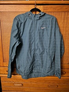 nike flicker hurricane jacket