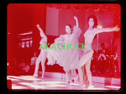 18 extensiones TOKIO JAPÓN Topless Burlesque Escenario 1974 ERA DE GUERRA DE VIETNAM EE. UU. Marina - Imagen 10 de 12