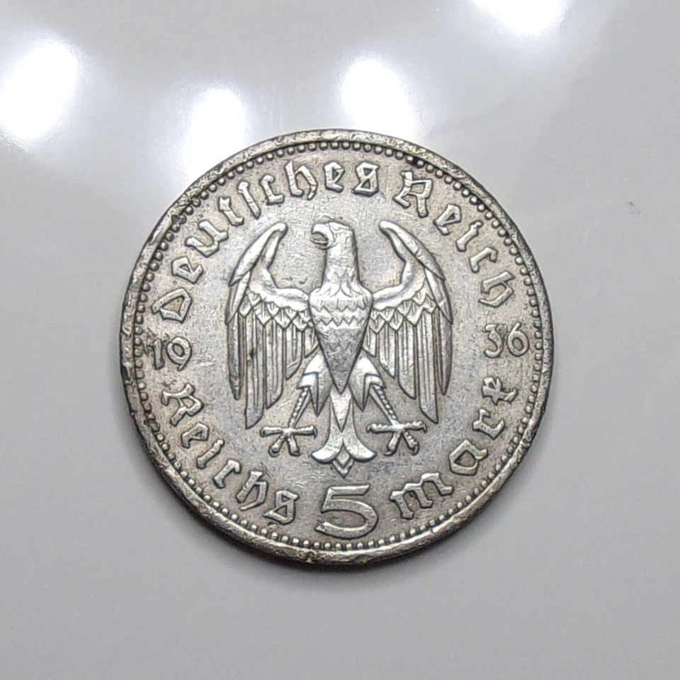 Moneda Alemania 1936-A 5 marcos 90% plata la moneda Paul Von Hindenburg 1847 a 1934 Foto 2 de 4