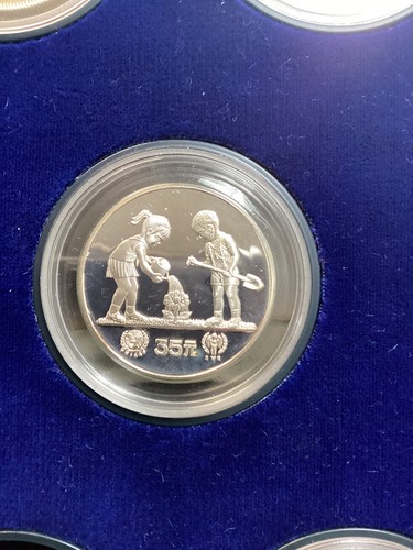 UNICEF “International Year of the Child” 18 Silver Coins- Includes RARE China - Picture 14 of 17