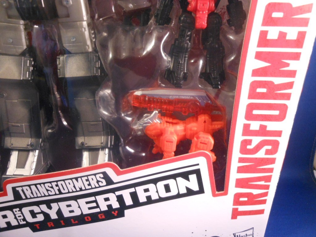Hasbro Transformers War for Cybertron Trilogy 3-Pack Action Figure