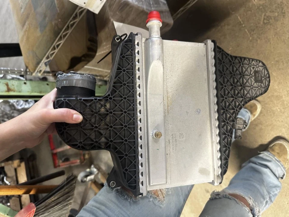 TRAVERSE  2025 Intercooler 2013418 — 第 2/4 张图片