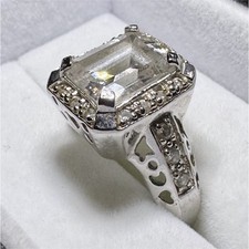 Silver m925 Ring with Emerald-Cut Clear Stone Halo and Accent Stones