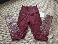  98 NEW Beyond Yoga Leggings Womens S Gold Glitter Burgundy Ombr  Stretch XS