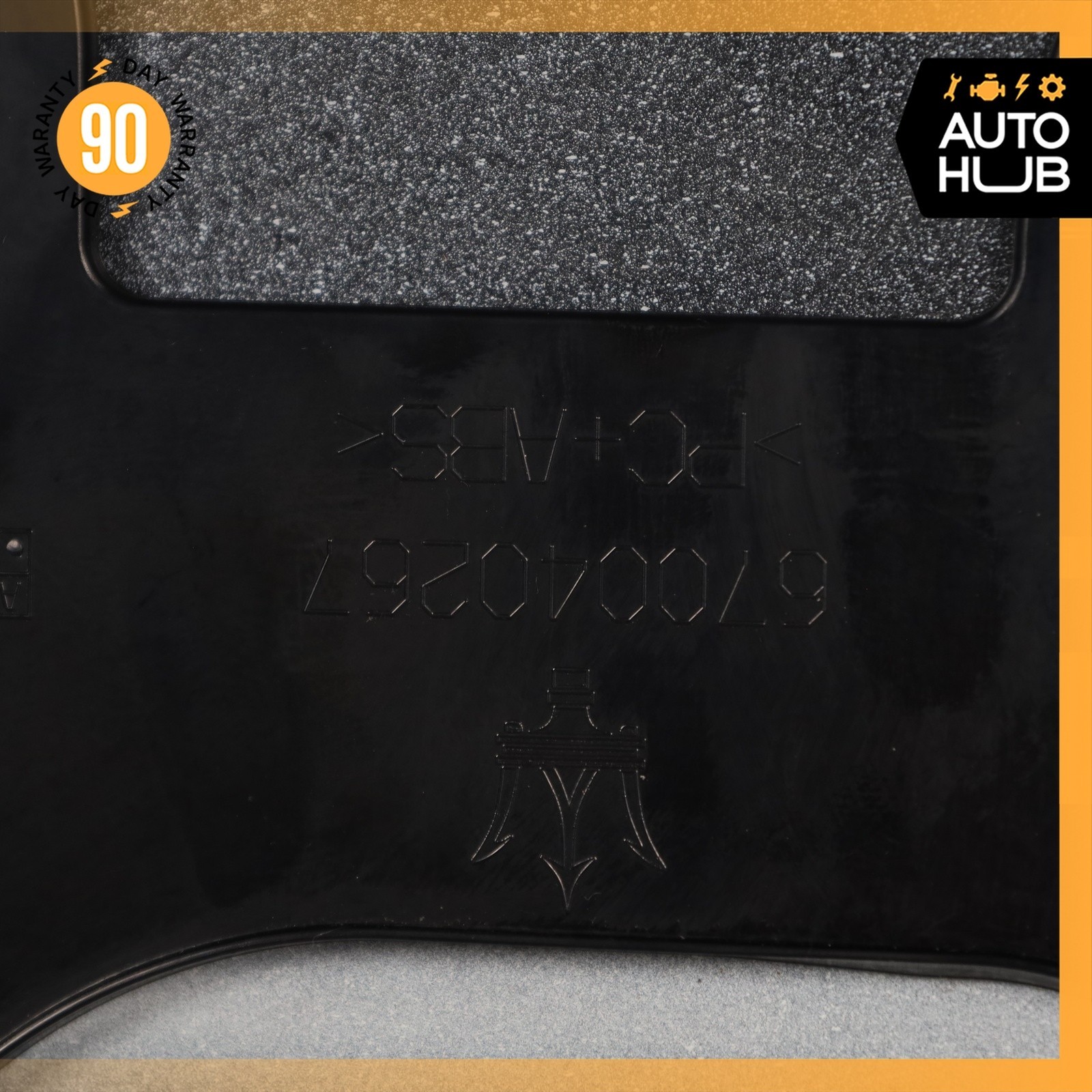 17-20 Maserati Levante M161 Trunk Lid Spoiler Wing Black w/ Lamp OEM 89k