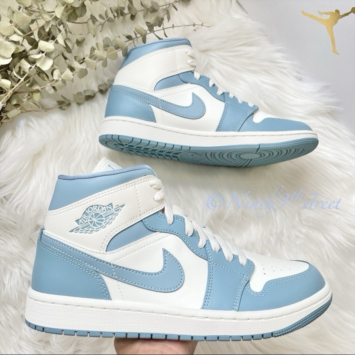 nike air jordan 1 unc price
