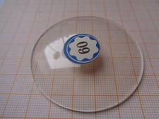 Altes  Mineralglas gew&ouml;lbt 60 mm 1 Glas 5,50 &euro;  &auml;ltere Lagerware