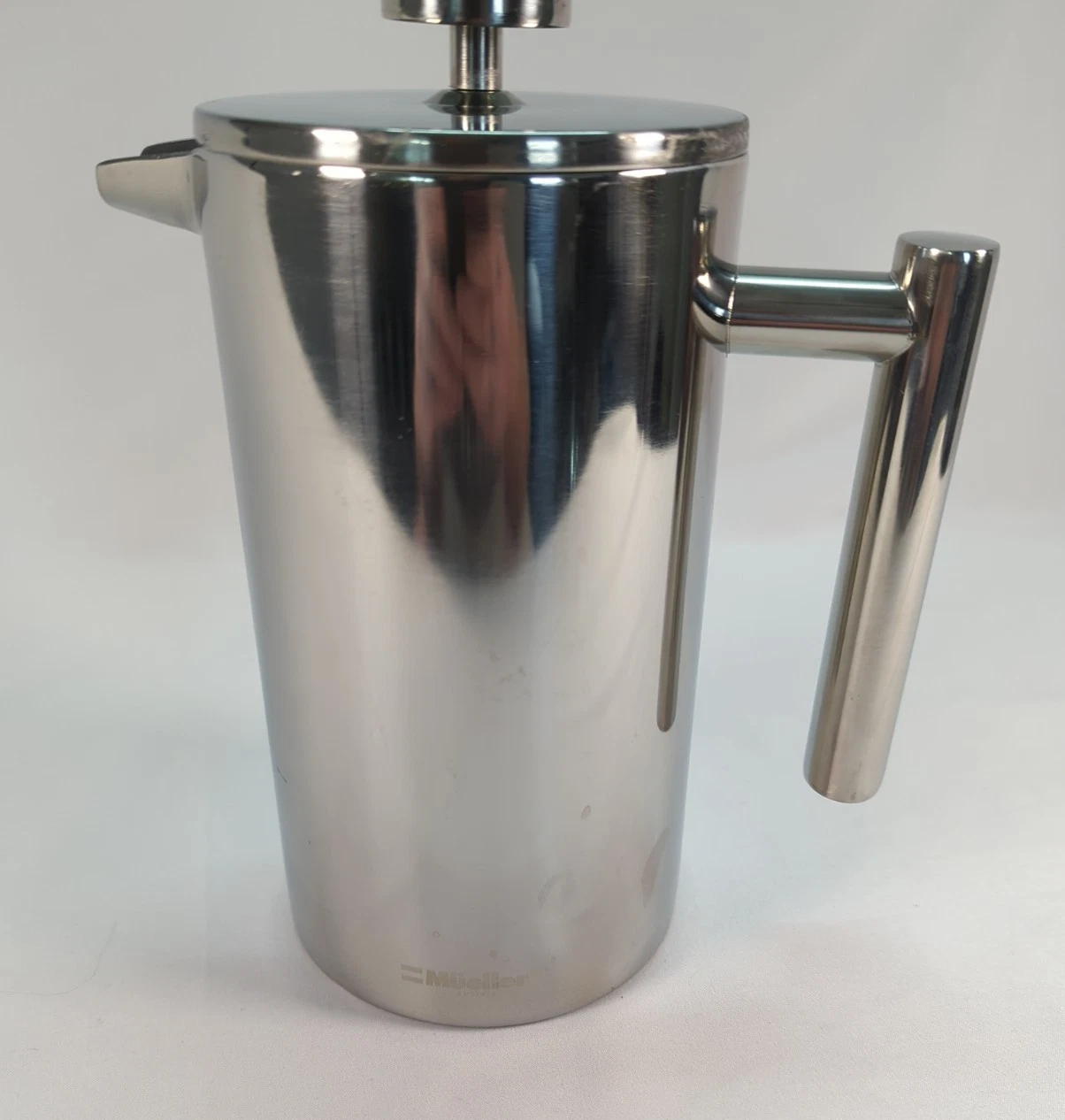 Mueller Stainless Steel French Press Coffee Maker 34 oz double wall insulated
Opens in a new window