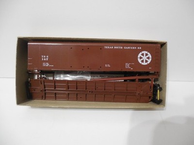 BOWSER ~ TEXAS SOUTH EASTERN RR 50' DOUBLE DOOR BOX CAR #147 ~ KIT ~ HO SCALE