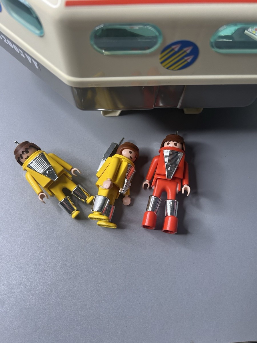 Embryon terrain de jeux catalogue nave espacial playmobil años 80 Hobart boussol
