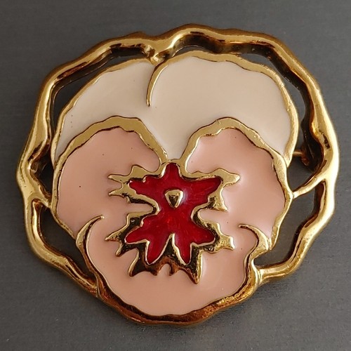 Vintage AVON Enamel Pansy Pin Brooch Flower Floral Peach Gold Tone Unsigned 1.5”