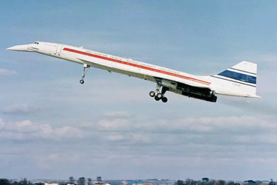 Concorde Sst im Flug mit heruntergefahrenem Gang 4x6 Luftfahrt Foto
