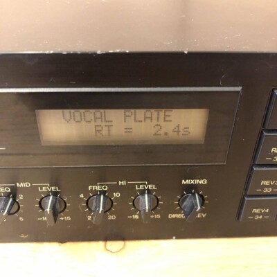 Yamaha REV7 Digital Reverberator Reverb & Multi-Effects Processor