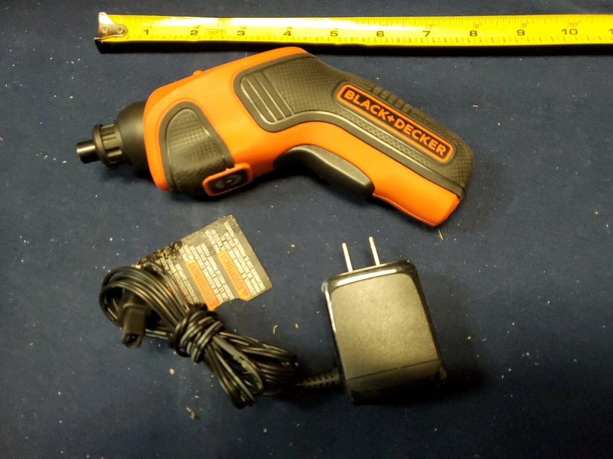 Black Decker BDCS20 Cordless Rechargeable Screwdriver Drill 4V, With Charger