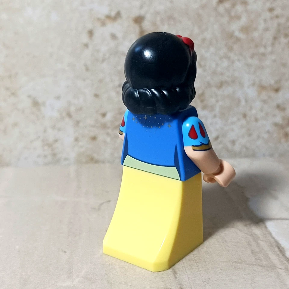 Новый LEGO принцесса Белоснежная минифигурка платье звезды золото красная помада Disney девочка - Изображение 2 из 3