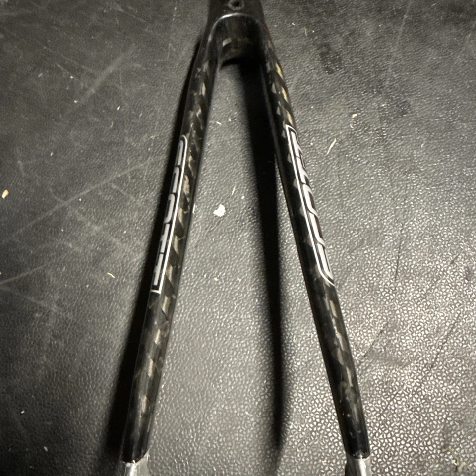 Scott CR1 Full Carbon 700C Road Fork, 1 1/8'' Straight Carbon Steerer-10'' Long - Image 2 of 4