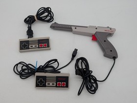 Nintendo NES Action Set Console w/ Box & Styrofoam &ndash; Tested &ndash; Mario/Duck Hunt