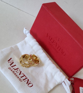Authentic VALENTINO Ear Cuffs Pair Gold Plated BRAND Luxury V Emblem ORIGINAL BOX