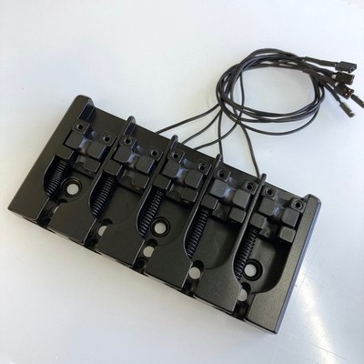 Hipshot Bass Bridge w/ GraphTech Ghost Piezo Saddles