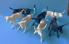 7 vintage Marx Red River Gang plastic 54mm longhorn cattle Western toy figures