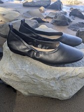 Nine West Women's Black Leather Ballet Flats Comfort Round Toe Slip On Size 9