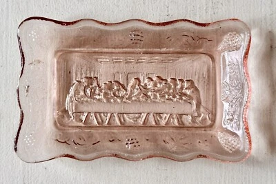 INDIANA GLASS Vtg Pink Glass “Lord's Last Supper” Butter Dish/Bread Plate/Trinket 5.5"x3.25"