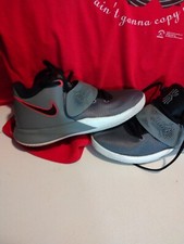 Nike Kyrie Flytrap III BQ5620-004 Boys Gray Basketball Shoes SZ 6Y CLEAN